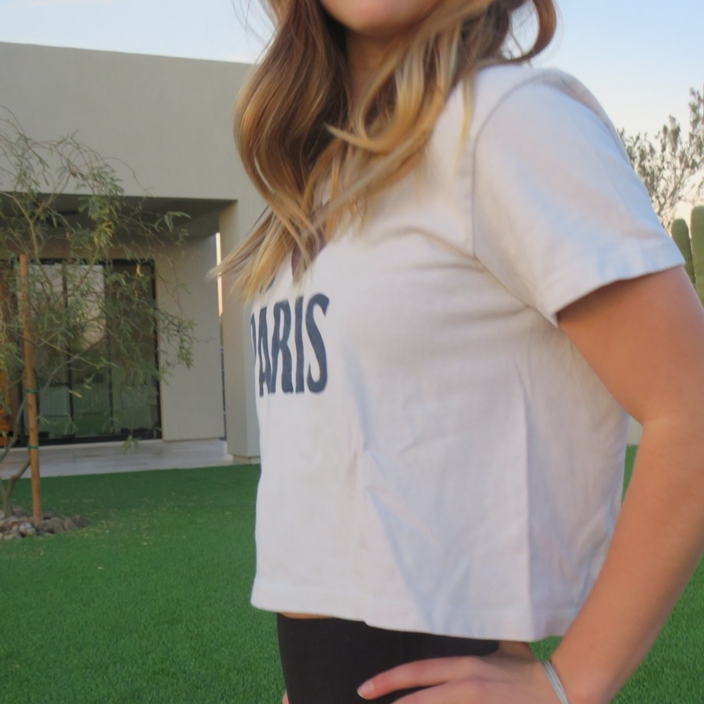 Brandy Melville crop top - Picture 2 of 2